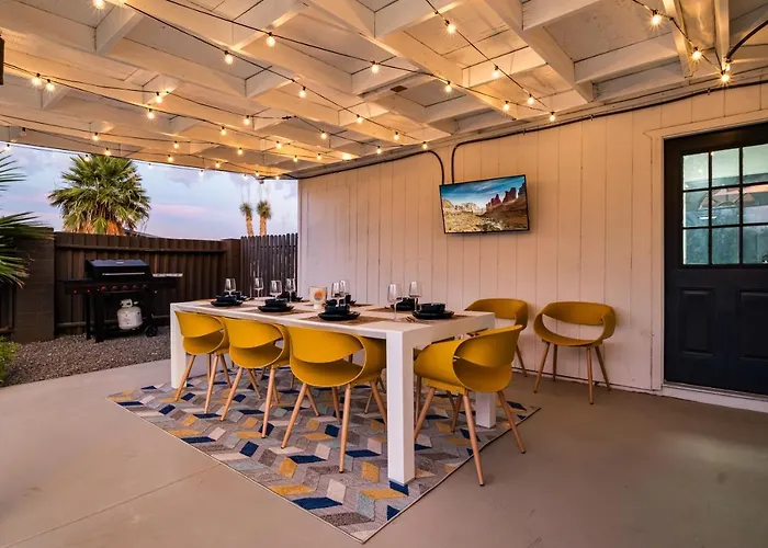 Casa vacanze Gorgeous 4-bed With Golf, Pool, & Hot Tub! *