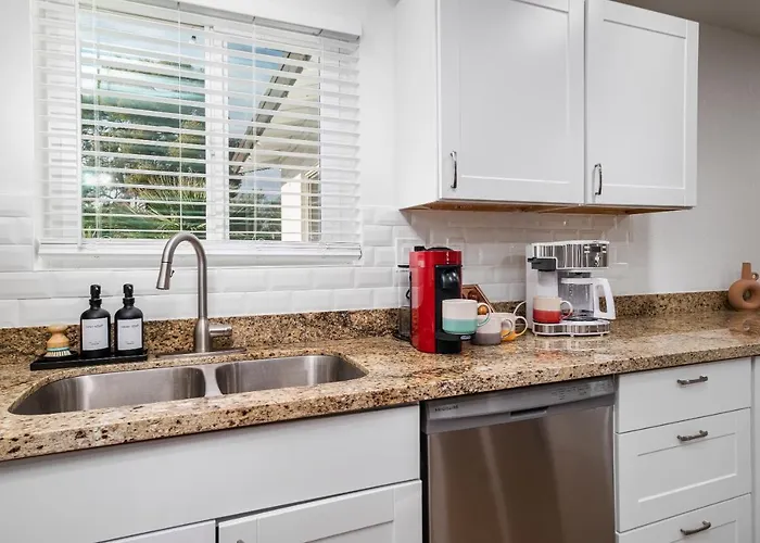 Casa vacanze Gorgeous 4-bed With Golf, Pool, & Hot Tub!