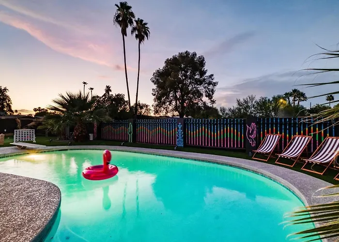 Gorgeous 4-bed With Golf, Pool, & Hot Tub! * Phoenix