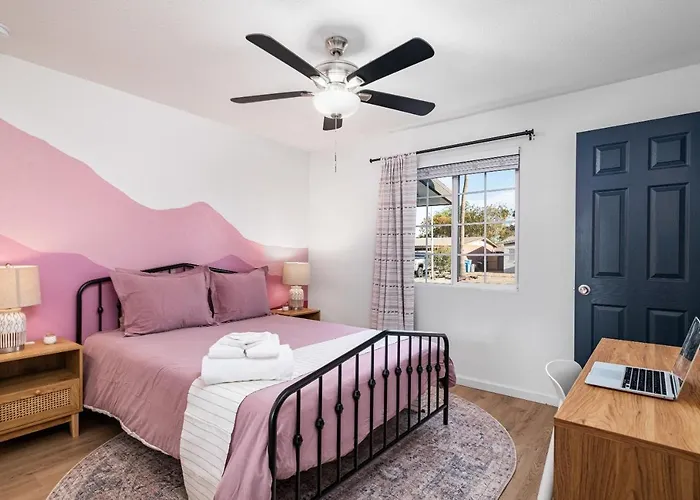 Casa vacanze Gorgeous 4-bed With Golf, Pool, & Hot Tub! Phoenix